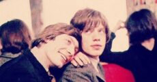 O dia em que Charlie Watts socou Mick Jagger: "Nunca mais me chame de seu baterista"