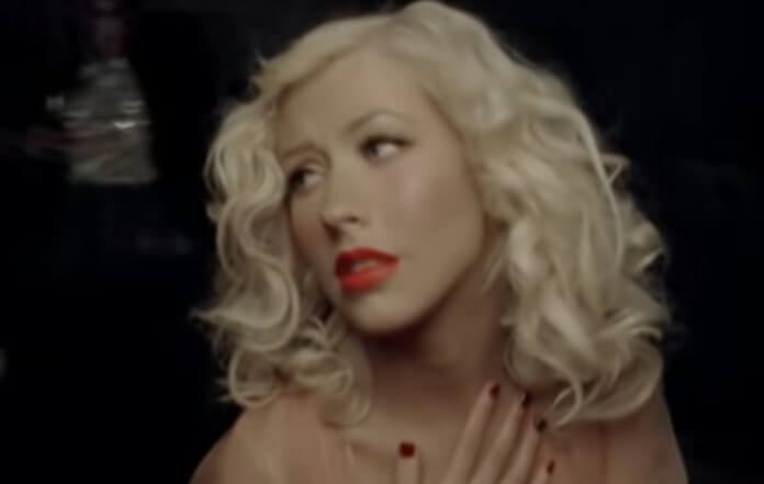 Christina Aguilera no clipe de Hurt