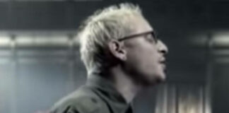 Linkin Park no clipe de "Numb"