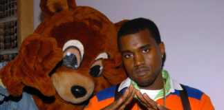 Kanye West em 2004