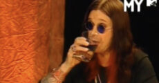Ozzy Osbourne na MTV Brasil em 2001