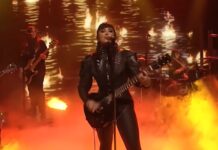 Apostando no Rock, Demi Lovato lança novo single "Skin of My Teeth" com poderosa performance ao vivo; veja