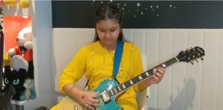 Garota de 9 anos toca TOOL na guitarra