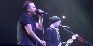 Com ajuda de Josh Klinghoffer, Eddie Vedder faz show épico do Pearl Jam mesmo com problemas na voz