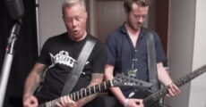 Metallica e Joseph Quinn tocam Master of Puppets