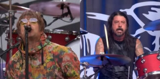 Liam Gallagher e Dave Grohl tocam Oasis no tributo a Taylor Hawkins