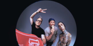 blink-182 com Mark Hoppus, Tom DeLonge e Travis Barker
