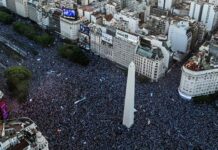 Argentinos comemoram vitória em Buenos Aires