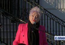 Cyndi Lauper canta na Casa Branca