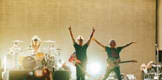 blink-182 encerra o Coachella 2023 resgando clássicos; confira vídeos e setlist