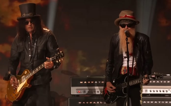 Slash e Billy Gibbons (ZZ Top) em tributo a Lynyrd Skynyrd