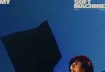 Arlo Parks entrega suavidade em seu novo disco "My Soft Machine"; ouça