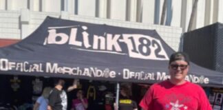 Enteado de bilionário desaparecido em submarino foi ao show do blink-182: "Minha família gostaria que eu estivesse aqui"