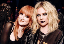 Hayley Williams e Avril Lavigne posam juntas em feira de moda