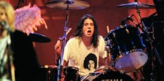 15 milhões em 4 anos: Dave Grohl e a surpreendente fortuna construída como baterista do Nirvana