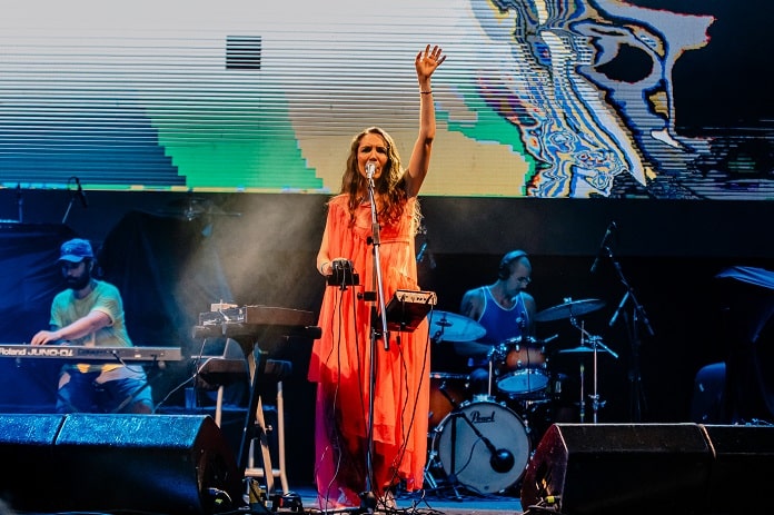 Festival Sangue Novo celebra música brasileira com shows poderosos em sua quinta edição