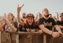Jovens e mulheres têm sido mais presentes em shows de Rock e Metal