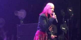 Shirley Manson (Garbage) dá bronca de quase 6 minutos em fãs que brigaram em show; vídeo