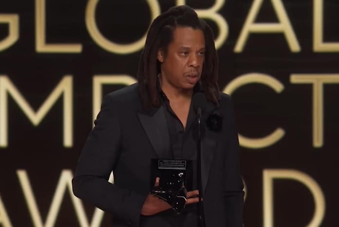 Vídeo legendado mostra Jay-Z criticando o Grammy na própria premiação