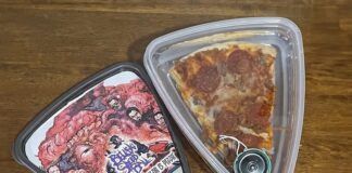 Banda de thrash metal lança single em fatia de pizza após "insulto" de crítico
