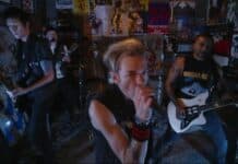 Sum 41 lança clipe incrível gravado no Museu do Punk Rock em Las Vegas; assista