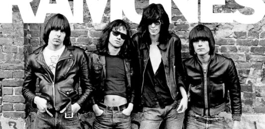 Capa álbum Ramones