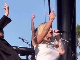 Kesha troca letra de TikTok no Coachella e manda recado para Diddy
